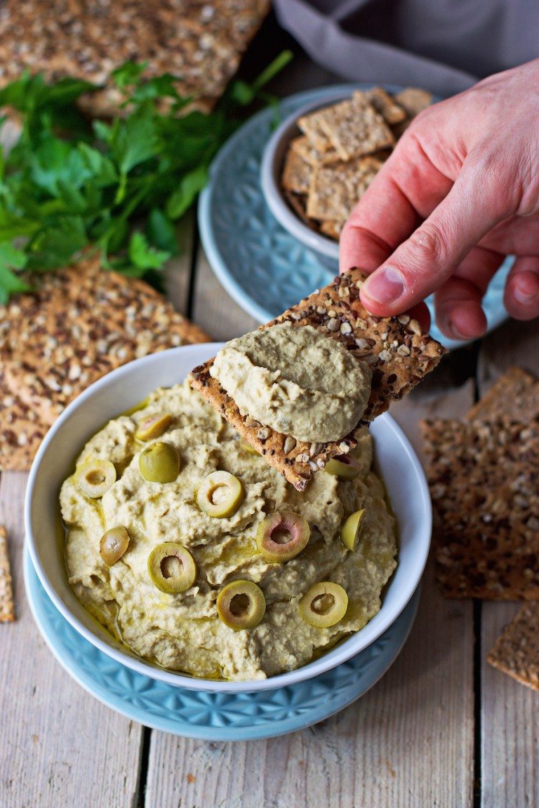 Olive Hummus #vegan #glutenfree www.contentednesscooking.com