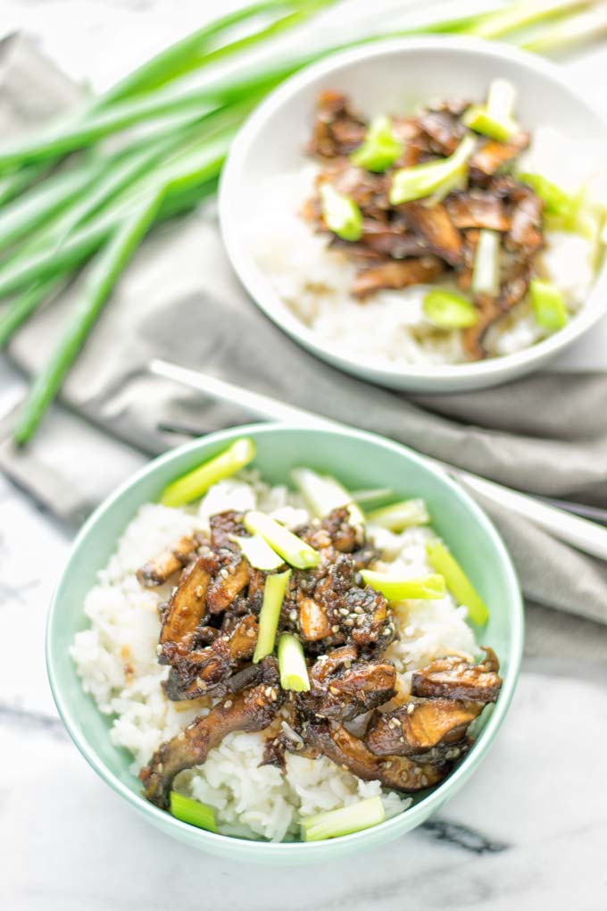This Vegan Bulgogi is made with portobello mushrooms and inspired by Korean cuisine. It's hearty, naturally vegan, gluten free and so delicious for dinner, lunch, meal prep and so much more. #vegan #glutenfree #dairyfree #vegetarian #contentednesscooking #easyfood #mealprep #portobellomushrooms #koreanfood #bulgogimarinade #bulgogirecipe #lunch #dinner