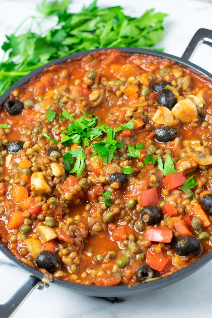 Fresh cilantro is given over the Cacciatore dish.