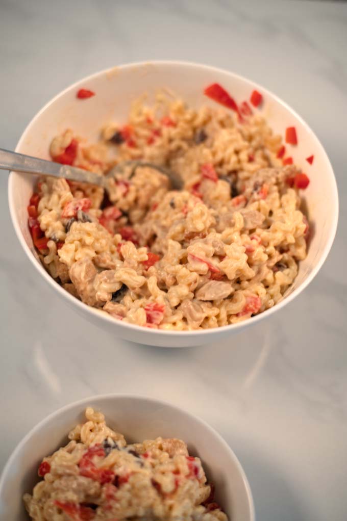 Serving bowl with Chicken Macaroni.