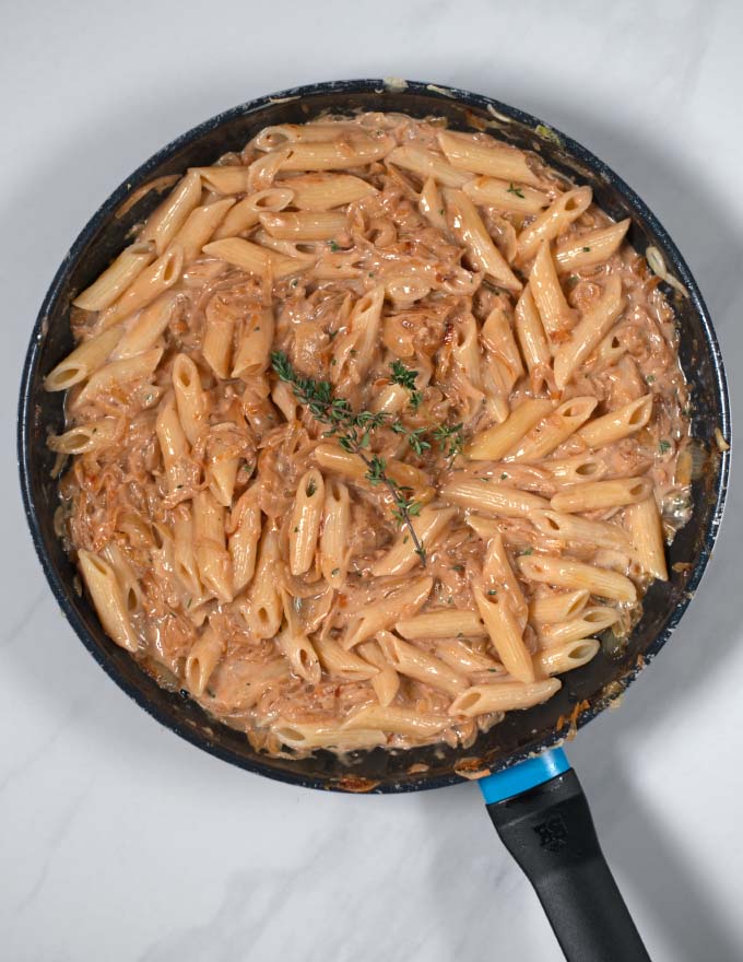 Ready French Onion Pasta in a pan.